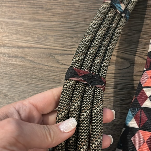 Kavu Sling Bag - Picture 9 of 9